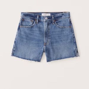 Abercrombie short